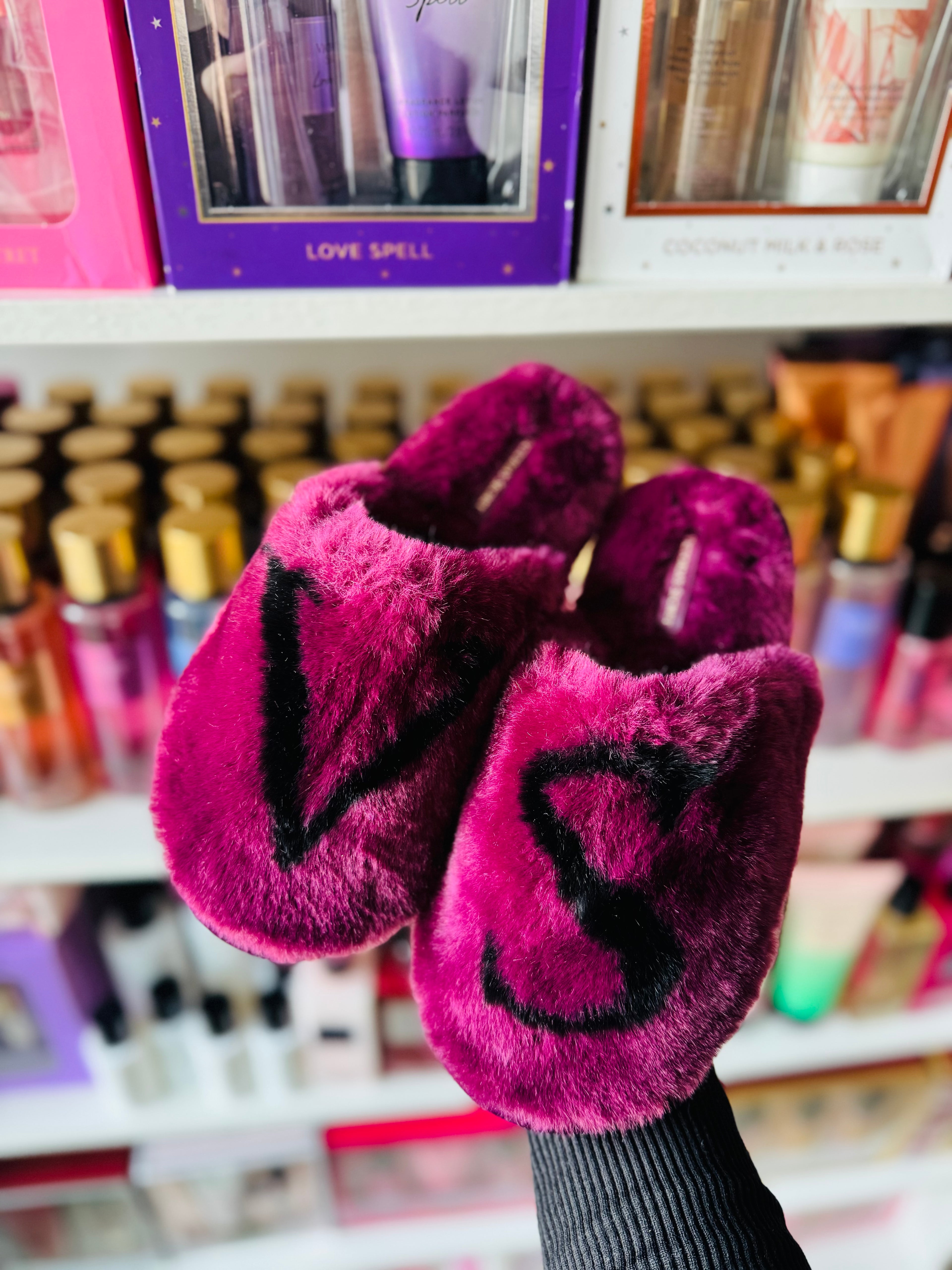 Pantuflas peluditas Victoria’s Secret